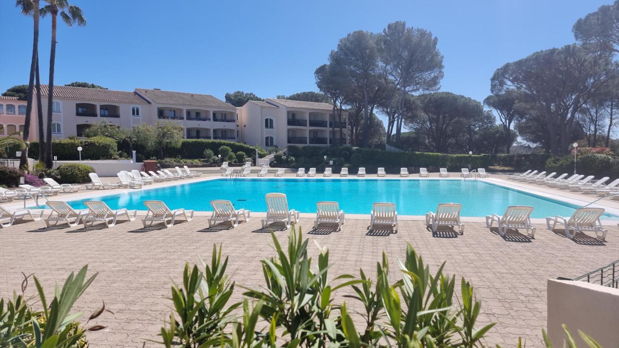 Chez K&D Studio Nature Avec Piscine St Raphael Saint-Raphael  Room photo